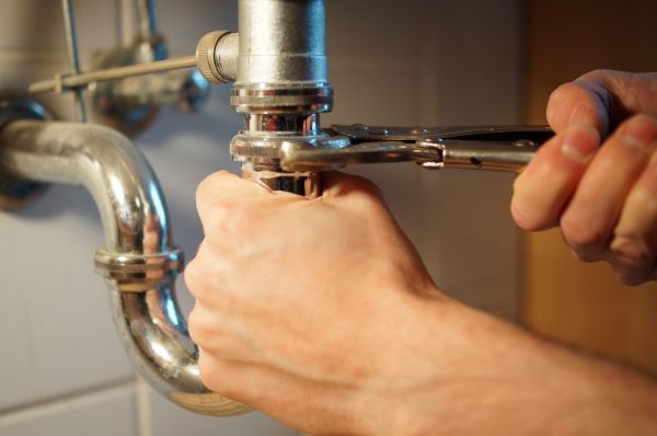 Leaky Pipe Repair Service